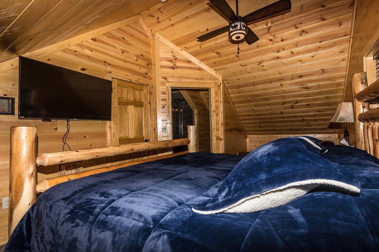 Hocking Hills Cabins & Resort Foxfire Logan Bagian luar foto