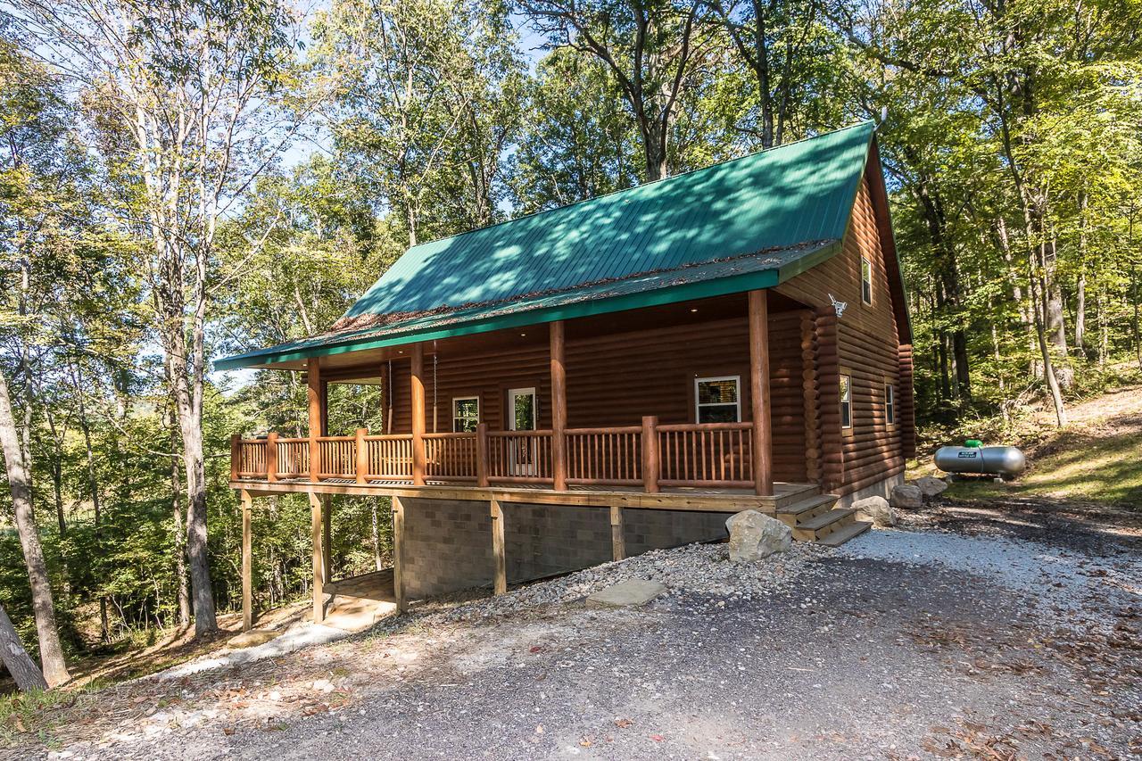 Hocking Hills Cabins & Resort Foxfire Logan Bagian luar foto