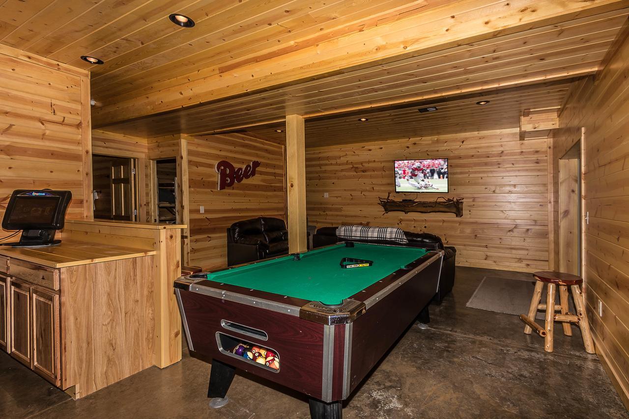 Hocking Hills Cabins & Resort Foxfire Logan Bagian luar foto