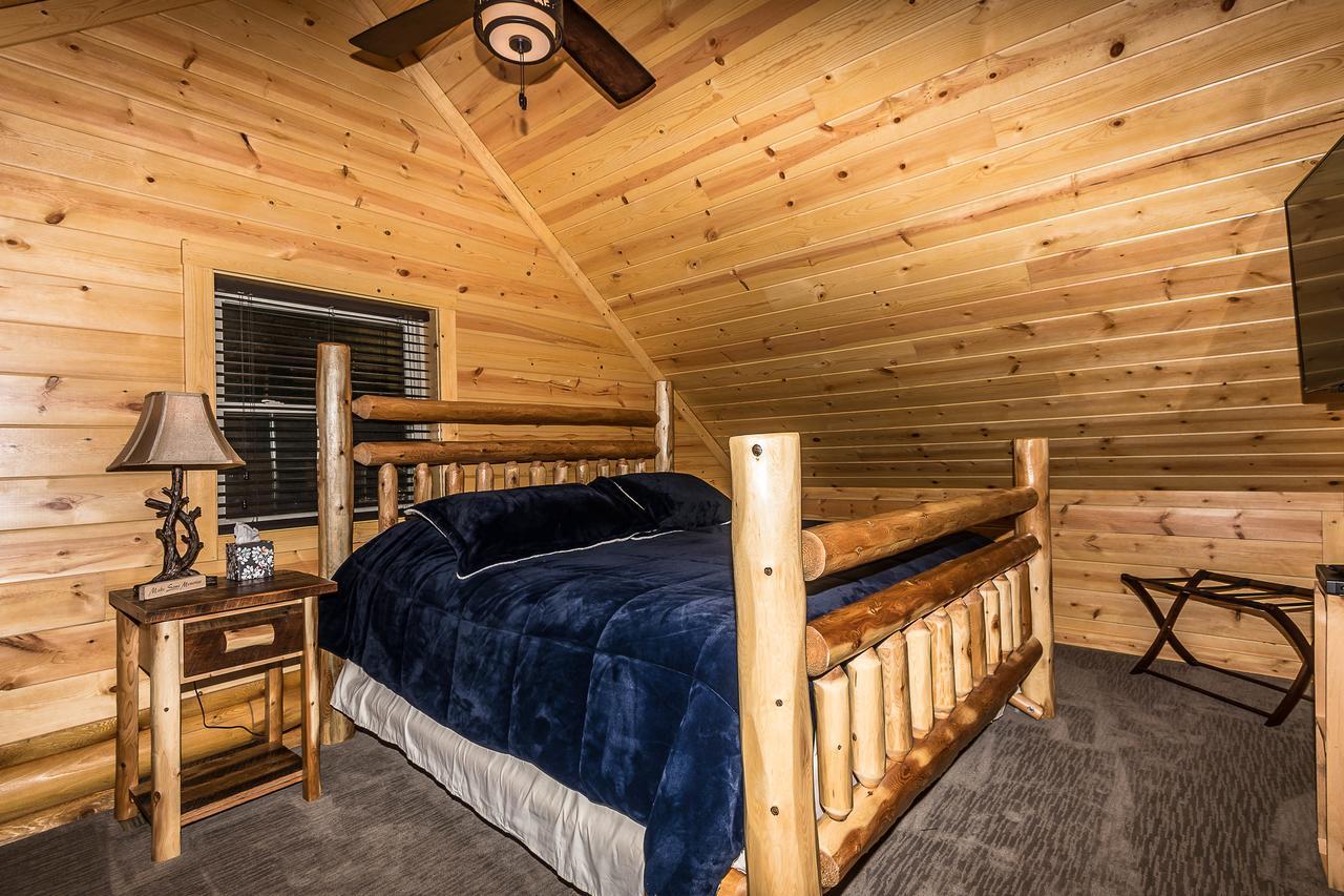 Hocking Hills Cabins & Resort Foxfire Logan Bagian luar foto