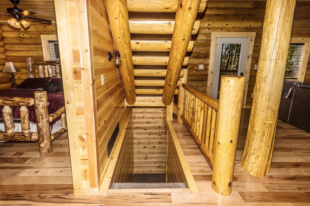 Hocking Hills Cabins & Resort Foxfire Logan Bagian luar foto